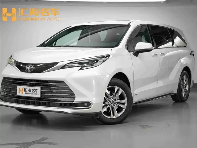Toyota Sienna 2024 2.5L Hybrid 4WD Premium Edition