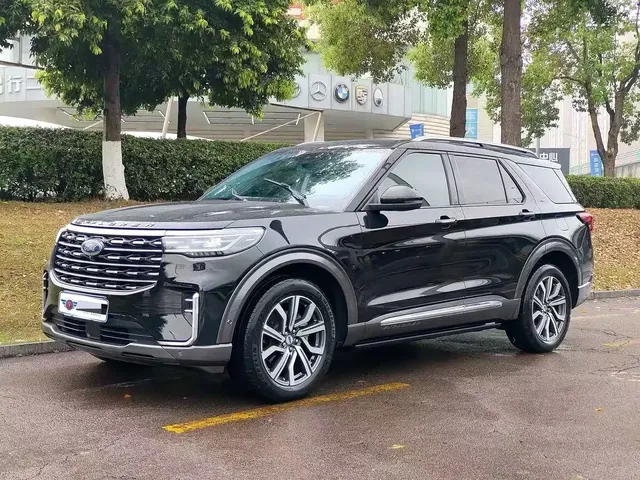 Ford Explorer 2023 EcoBoost 285 AWD Titanium Edition 6-Seater