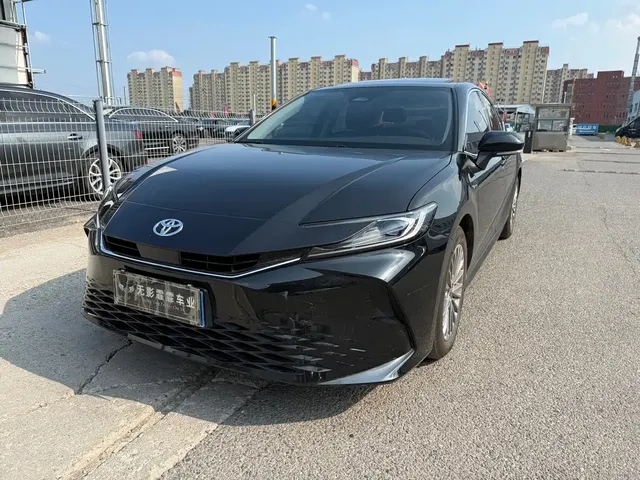 Toyota Camry 2025 Dual Engine 2.0HG Glory Edition