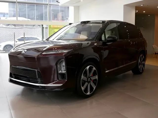 NIO ES8 2025 Model 6-Seat Executive Luxury Edition