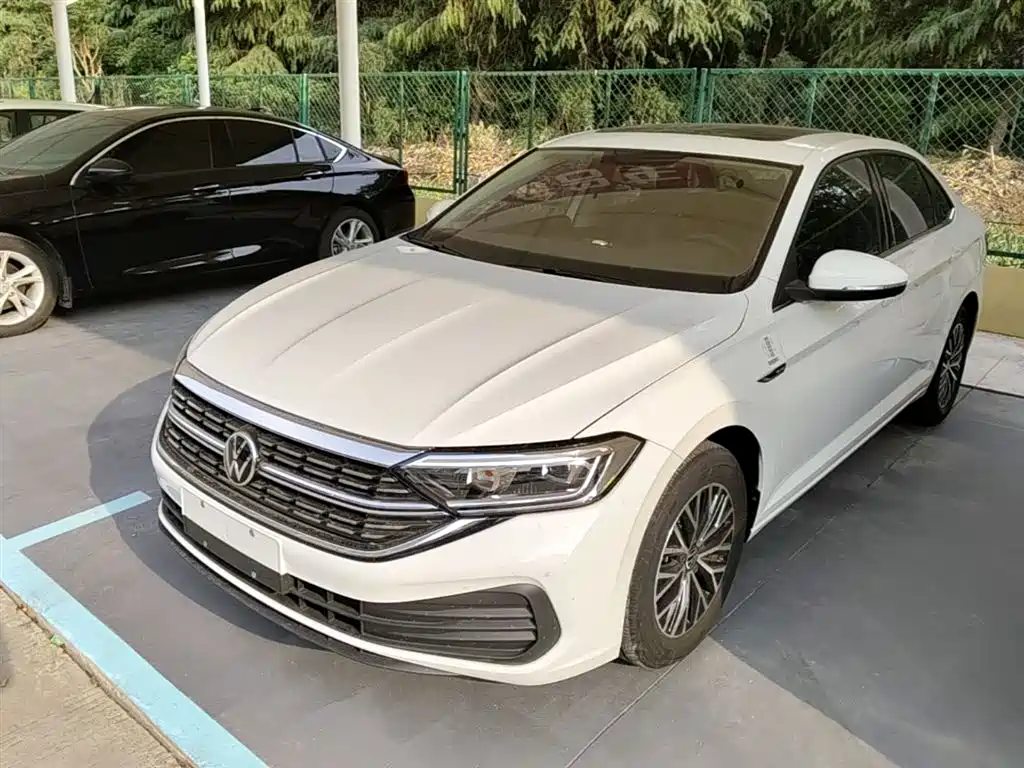 Volkswagen Sagitar 2024 200TSI DSG Flying Edition