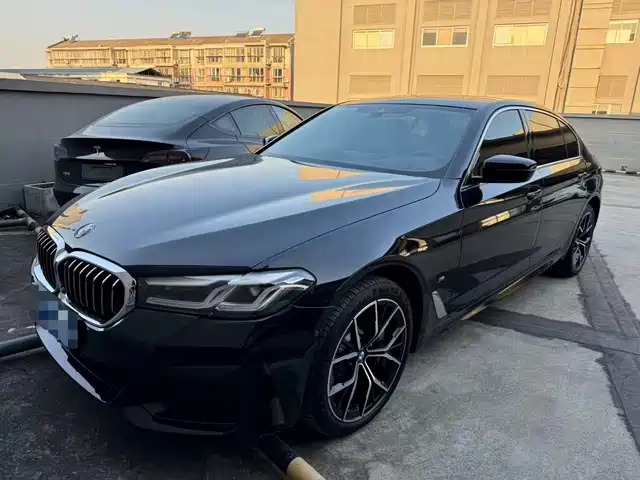 BMW 5 Series 2023 530Li Leading M Sport Package