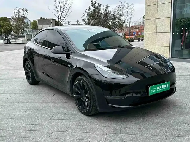 Tesla Model Y 2022 Facelift Rear-Wheel Drive Version