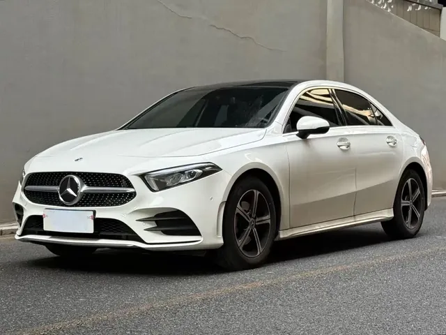 Mercedes-Benz A-Class 2023 A 200 L Fashion