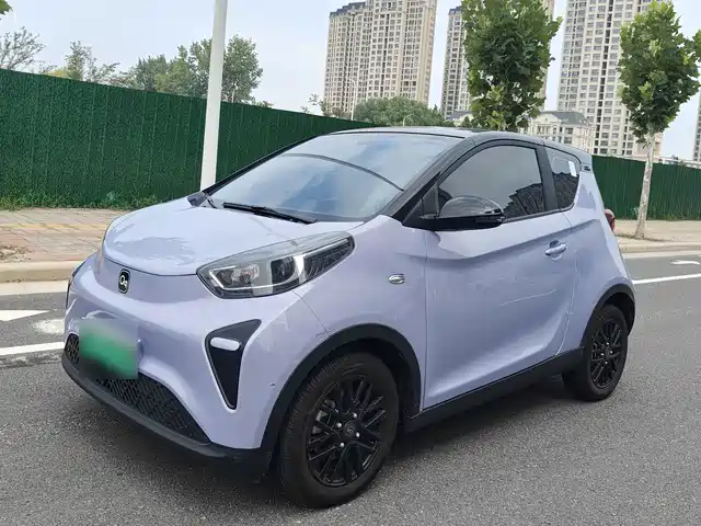 QQ New Energy Little Ant 2024 Facelift Youth Edition 321km Cool Love 29.23kWh