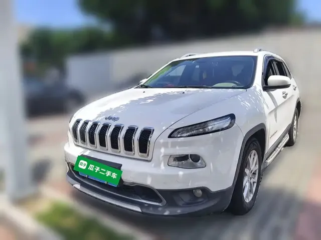 Jeep Cherokee 2017 2.0L Leading Edition