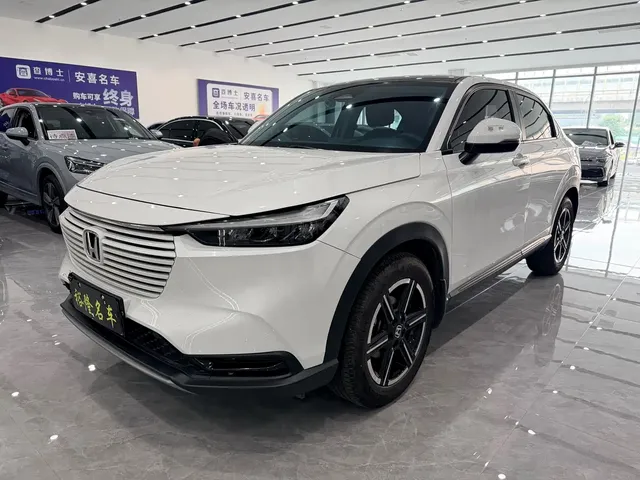 Honda Vezel 2023 1.5L CVT Pioneer Edition