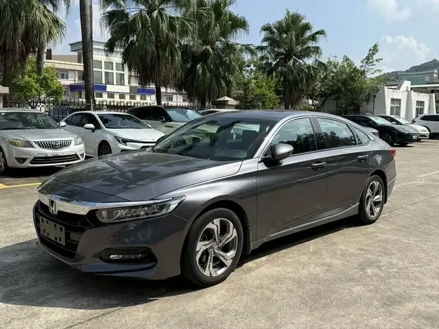 Honda Accord 2018 260TURBO Premium Edition China V