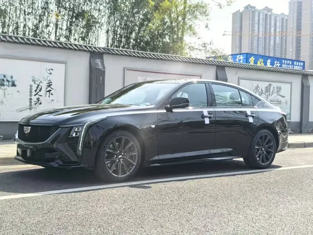 Cadillac CT5 2024 28T Platinum Edition