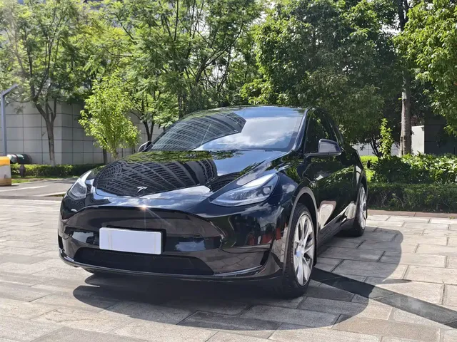 Tesla Model Y 2022 Facelift Rear-Wheel Drive Version