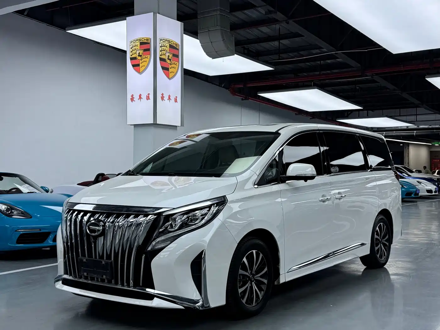 GAC Trumpchi M8 2021 Leading Show Series 390T Premium Edition