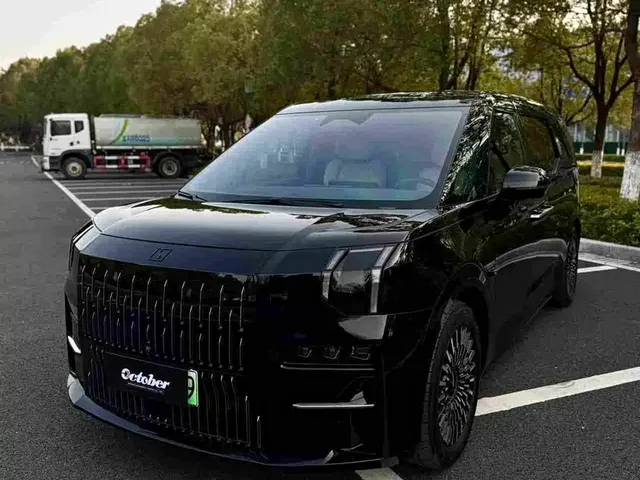 ZEEKR 009 2022 Facelift WE Edition