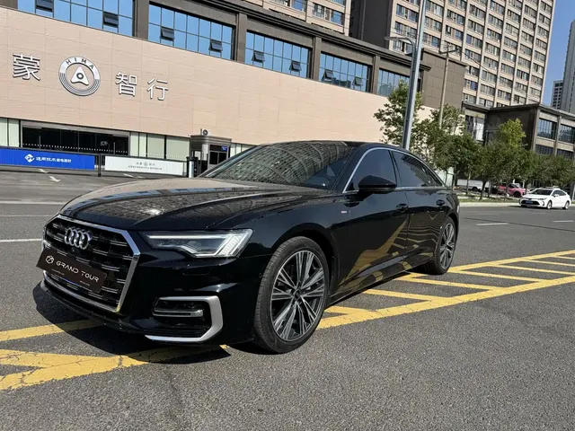 Audi A6L 2023 45 TFSI Premium Selection Dynamic