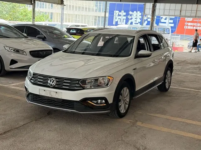 Volkswagen C-TREK 2018 1.5L Auto Fashion Edition