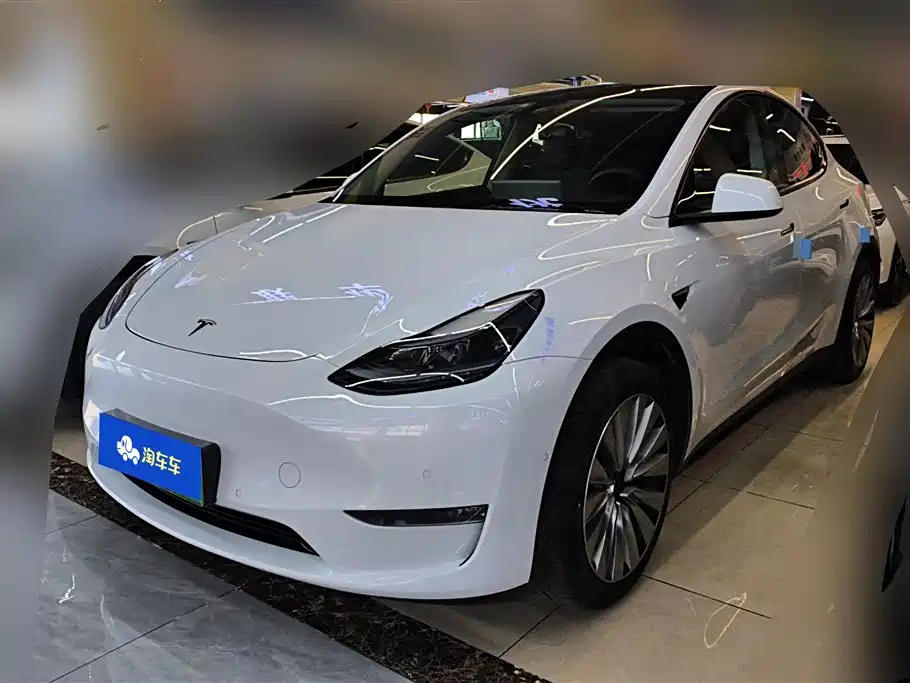 Tesla Model Y 2023 Long Range All-Wheel Drive Edition