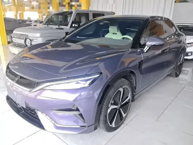 BYD Song L EV 2024 Model 662km Excellence