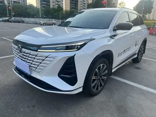 Changan CS75 PLUS 2024 3rd Generation Champion Edition 1.5T Smart Drive Power Type