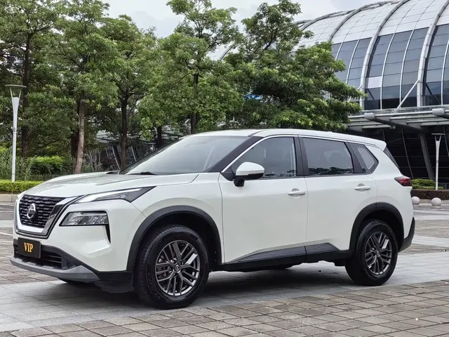 Nissan X-Trail 2022 VC-Turbo 300 CVT 2WD Star & Moon Limited Edition