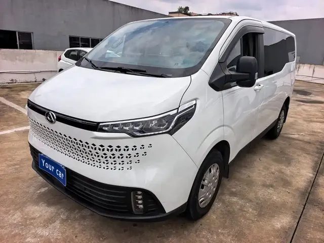SAIC Maxus Xintu V70 2023 Model 2.0T Elite Manual Short Wheelbase Low Roof 5/6 Seats (125Ps)