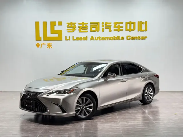 Lexus ES 2020 200 Excellence