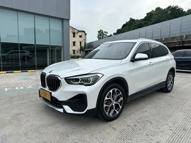 BMW X1 2022 sDrive25Li Leading