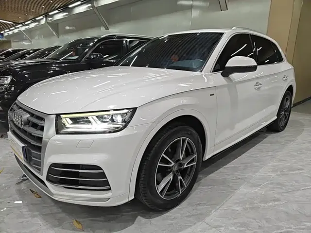 Audi Q5L 2020 Facelift 40 TFSI Honor Fashion