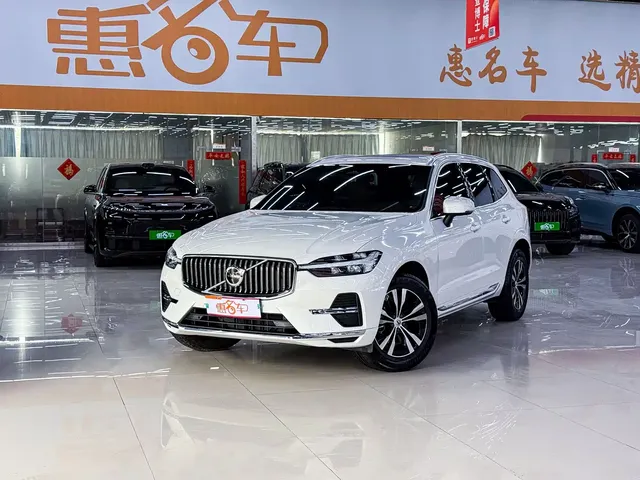 Volvo XC60 2024 B5 AWD Zhiyi Luxury Edition