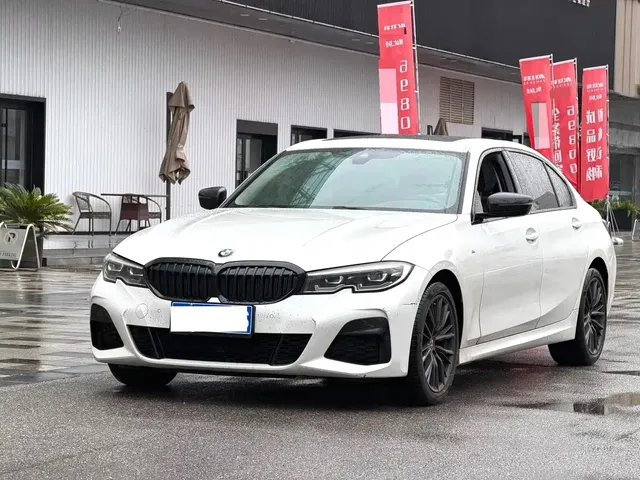 BMW 3 Series 2022 325Li M Sport Shadow Edition