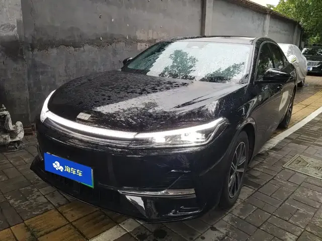 Geely Galaxy A7 2025 EM-i 70km Luxury Edition