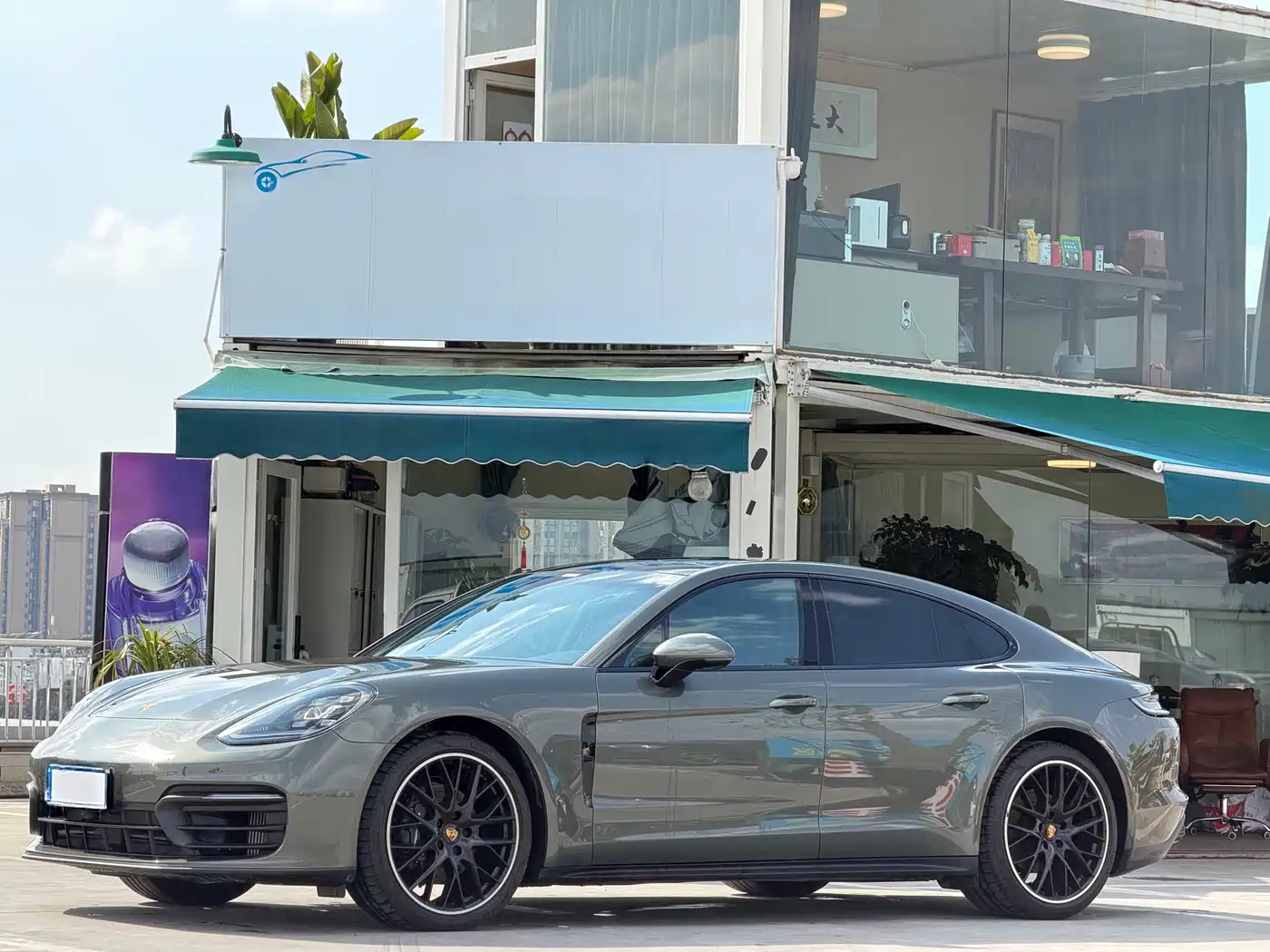 Porsche Panamera 2023 Panamera 2.9T Platinum Edition