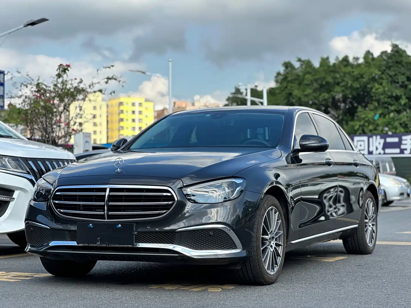 Mercedes-Benz E-Class 2023 E 260 L