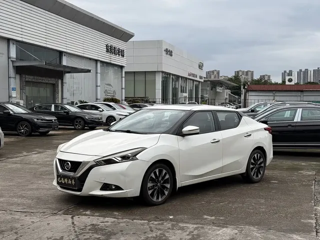 Nissan Bluebird 2018 1.6L CVT Smart Cool Sound Edition