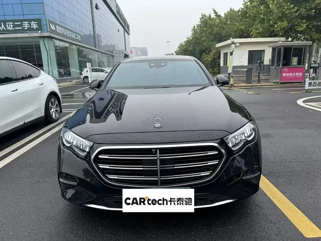 Mercedes-Benz E-Class 2025 E 300 L Fashion