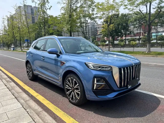 Hongqi HS5 2023 2.0T 4WD Flag Leader Pro