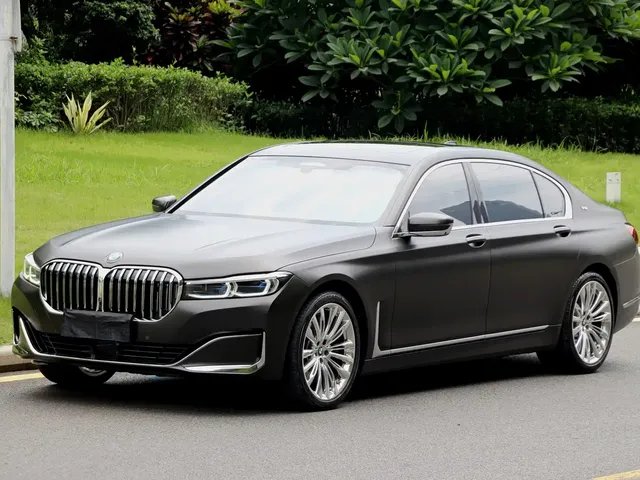 BMW 7 Series 2019 M760Li xDrive V12 Sport Package