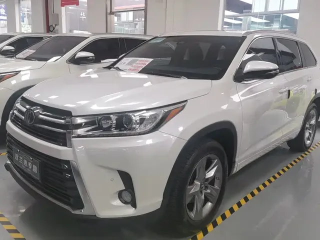 Toyota Highlander 2018 2.0T 4WD Premium 7-seater (China V)