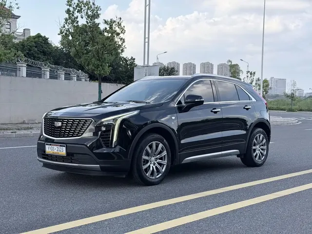 Cadillac XT4 2021 28T FWD Luxury Edition