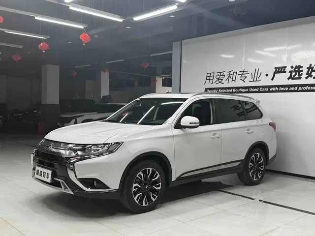Mitsubishi Outlander 2019 2.0L 2WD Enjoy 5-Seater China VI