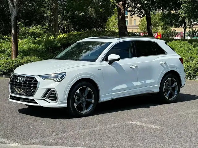 Audi Q3 2021 35 TFSI Fashion Sport