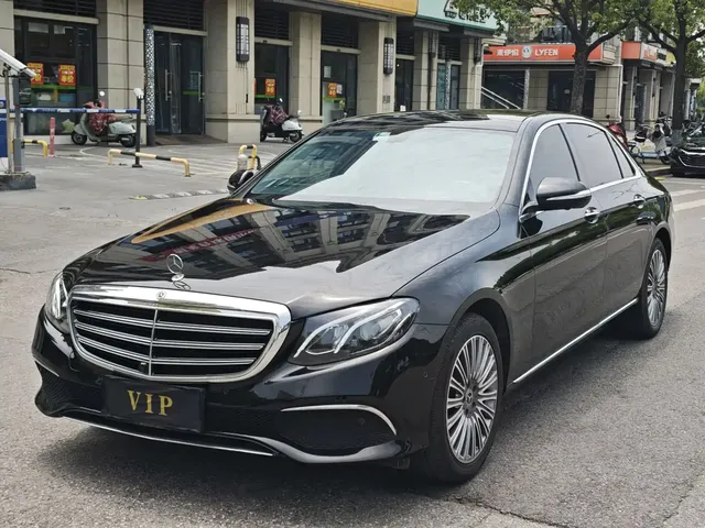 Mercedes-Benz E-Class 2020 E 300 L Fashion