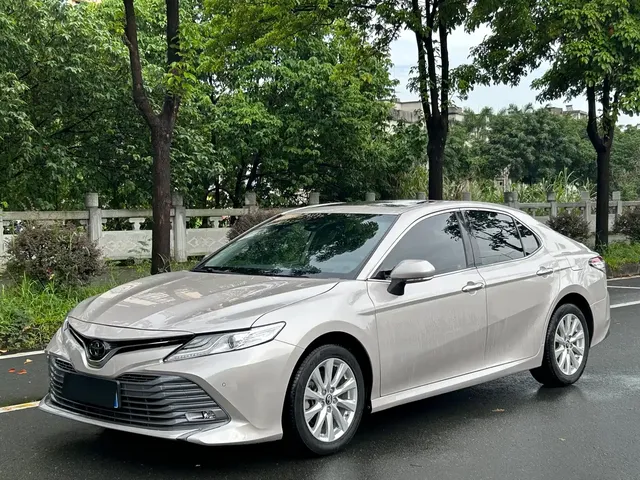Toyota Camry 2019 Facelift 2.0G Luxury Edition