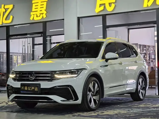 Volkswagen Tiguan L 2023 330TSI Auto 2WD R-Line Premium Edition