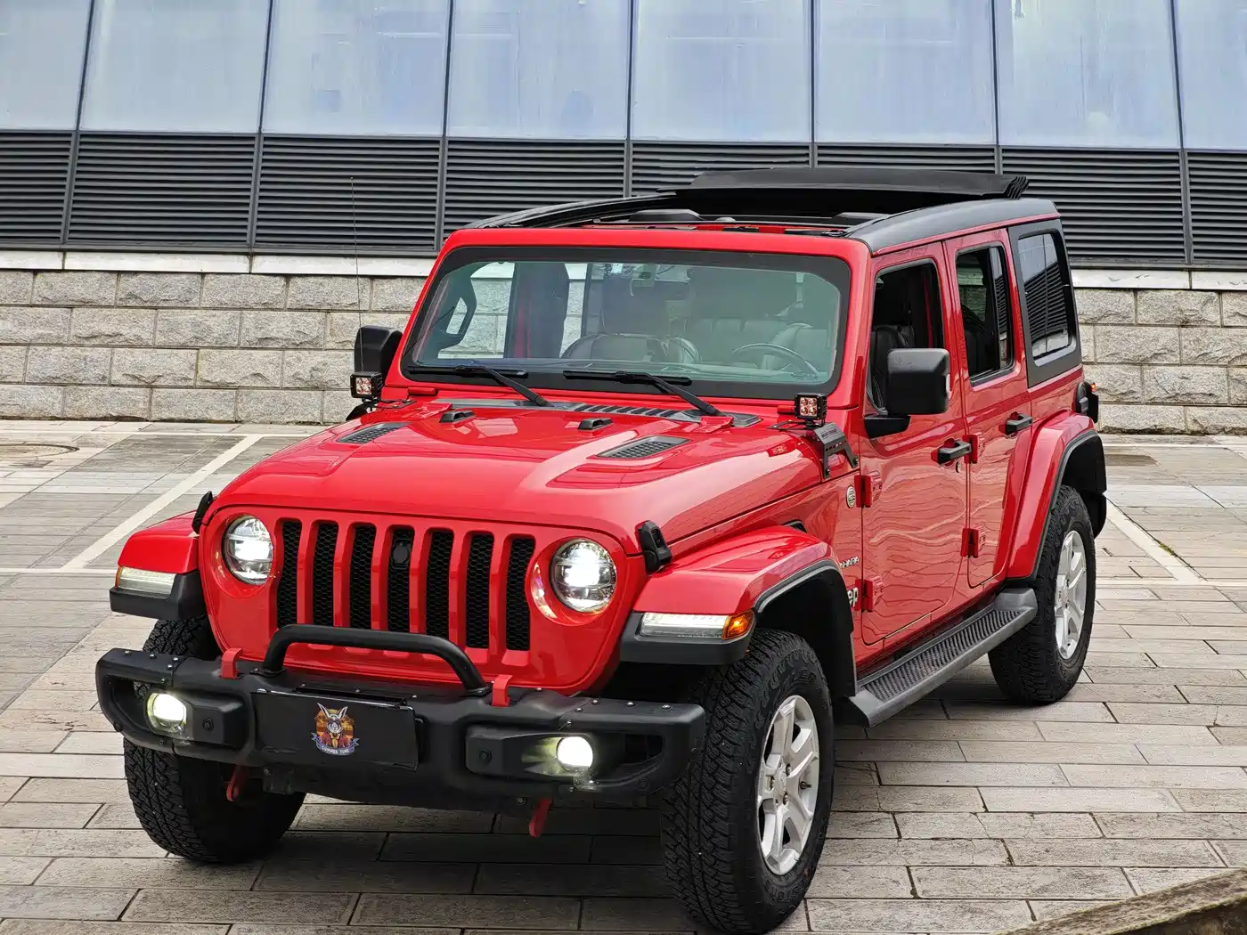 Jeep Wrangler 2019 2.0T Sahara 4-Door Electric Convertible China VI