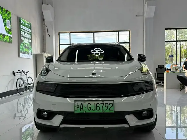 Lynk & Co 01 EM-P 2019 1.5T PHEV Pro