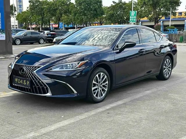 Lexus ES 2021 200 Excellence Edition