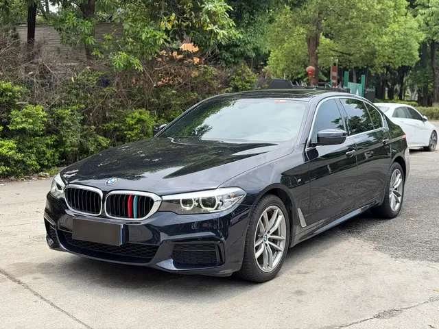 BMW 5 Series 2020 525Li M Sport Package