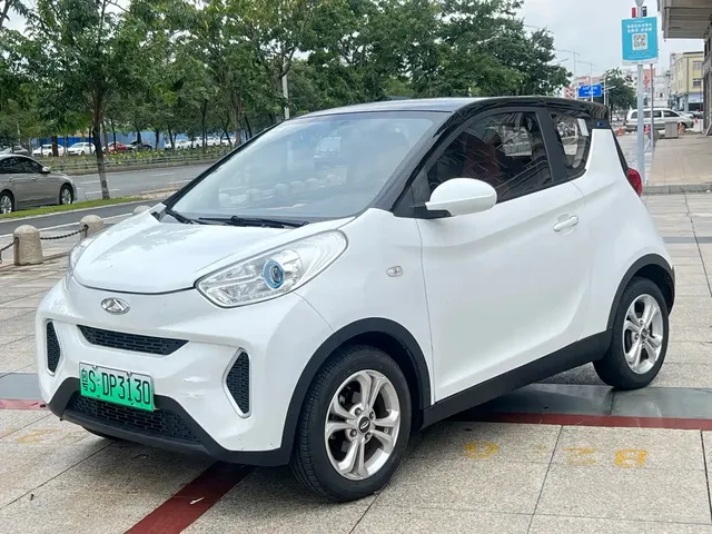 QQ New Energy Little Ant 2018 400 4-Seater Premium Smart Edition