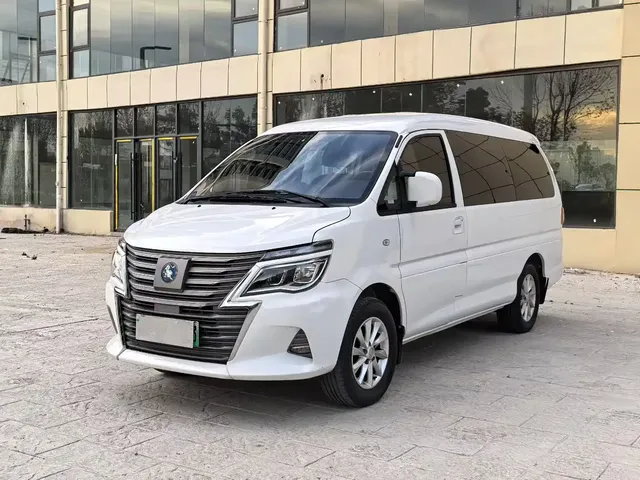 Dongfeng Fengxing Lingzhi New Energy 2022 Standard Luxury Model 7-Seater