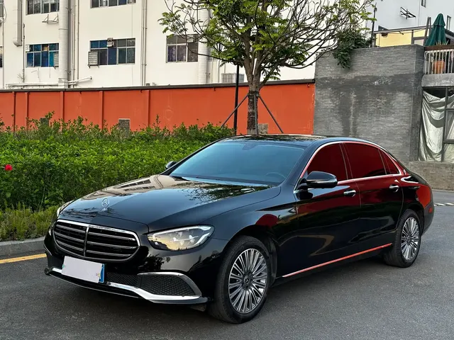 Mercedes-Benz E-Class 2023 E 300 L Fashion