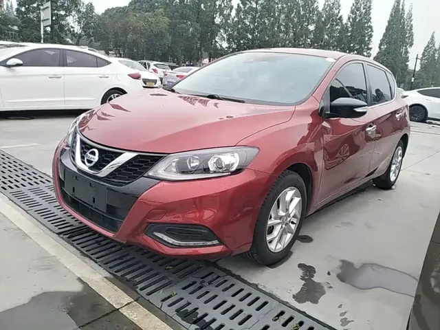 Nissan Tiida 2021 1.6L CVT Smart Drive Edition